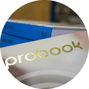 Zilveren of gouden opdruk op boek